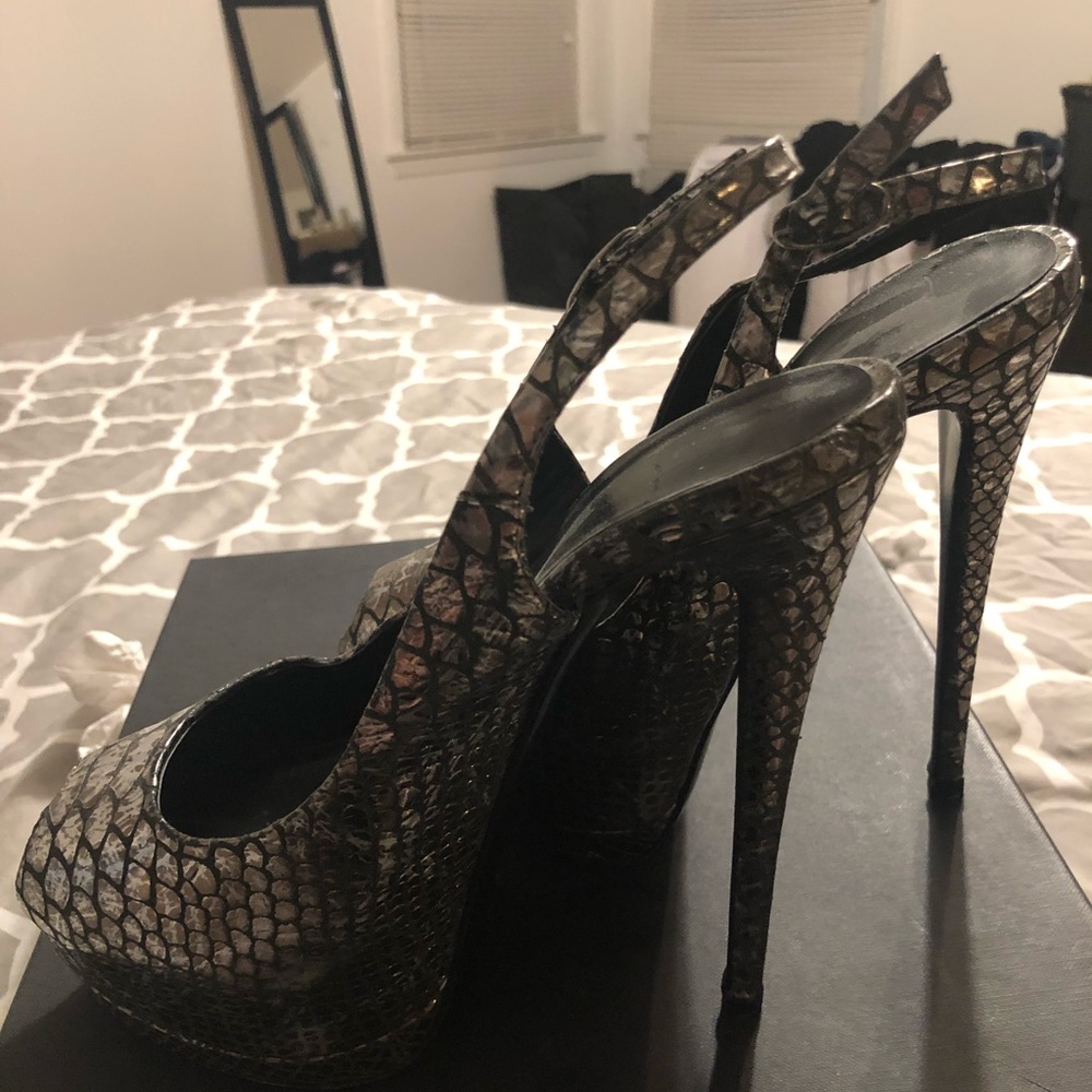 100% Authentic - image 2